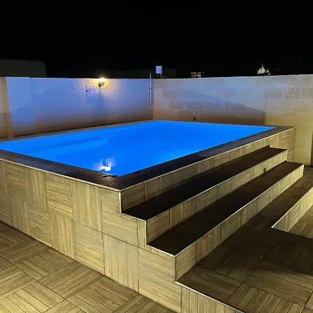 Nadurin Holiday home *