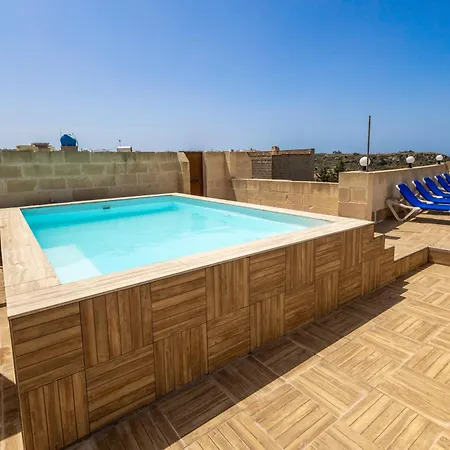 Nadurin Holiday home *